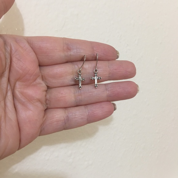 100 Pairs Wholesale Antique Silver￼ Cross Charm ￼￼Small Earrings. - Picture 8 of 12